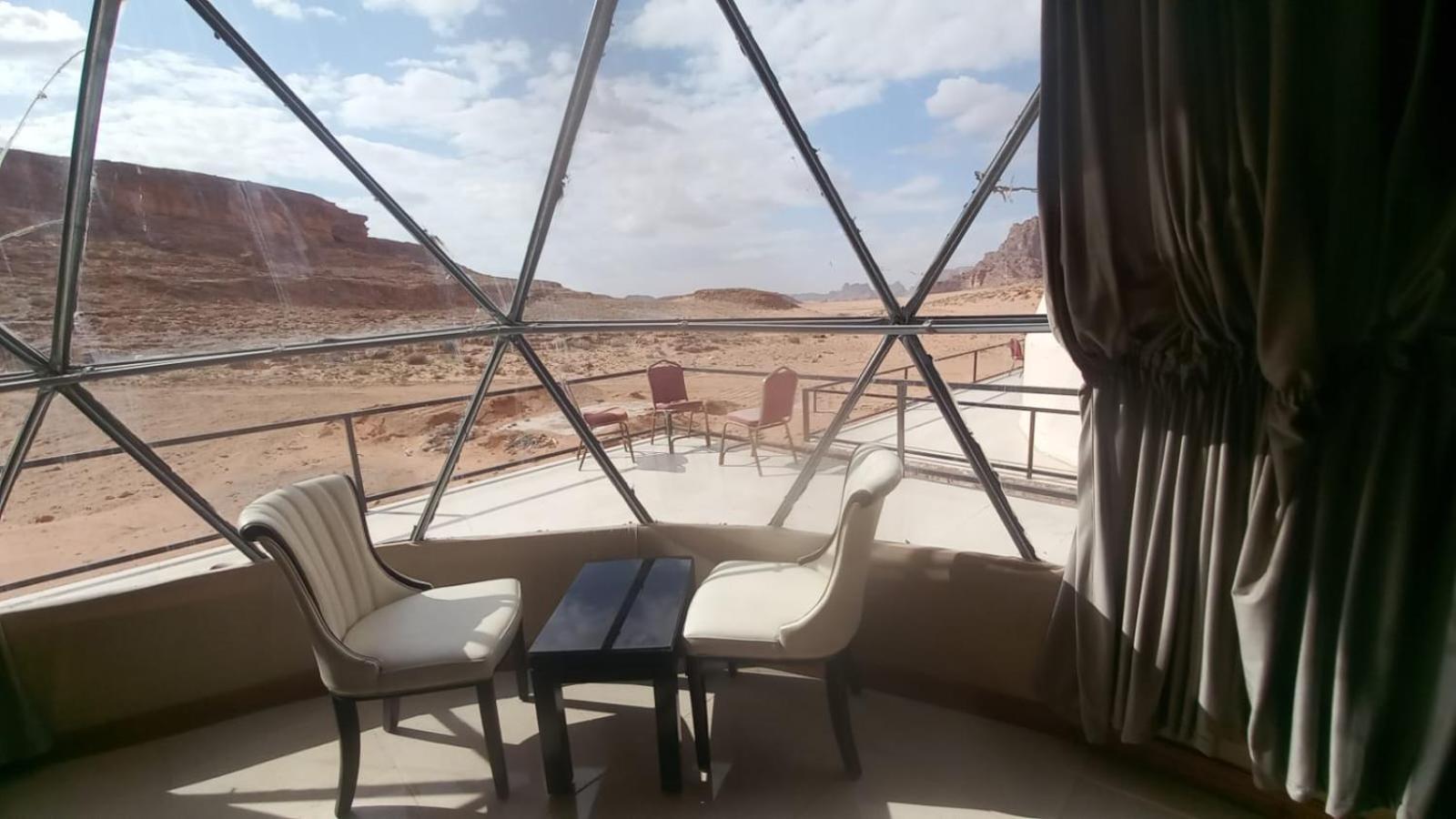 Hotel Al Raha Luxury Camp à Wadi Rum Extérieur photo