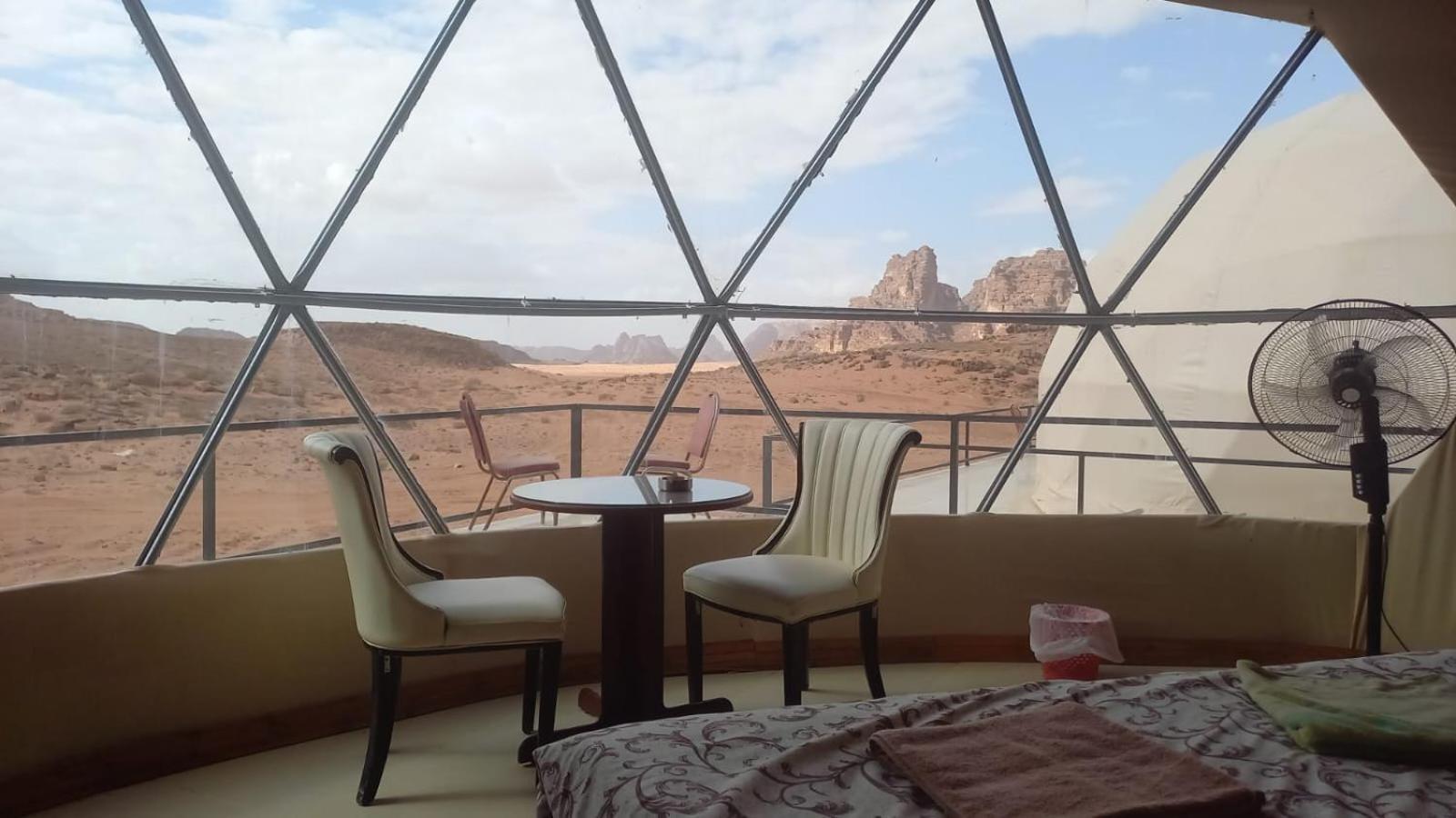 Hotel Al Raha Luxury Camp à Wadi Rum Extérieur photo