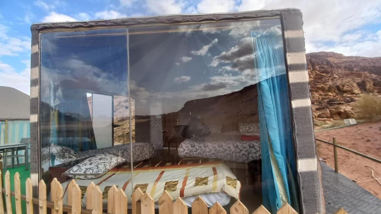 Hotel Al Raha Luxury Camp à Wadi Rum Extérieur photo