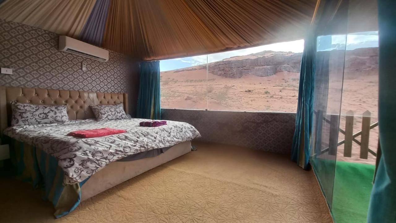 Hotel Al Raha Luxury Camp à Wadi Rum Extérieur photo