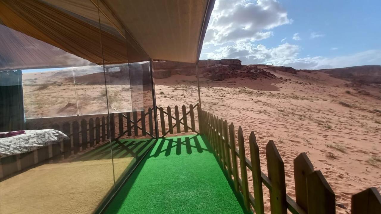 Hotel Al Raha Luxury Camp à Wadi Rum Extérieur photo