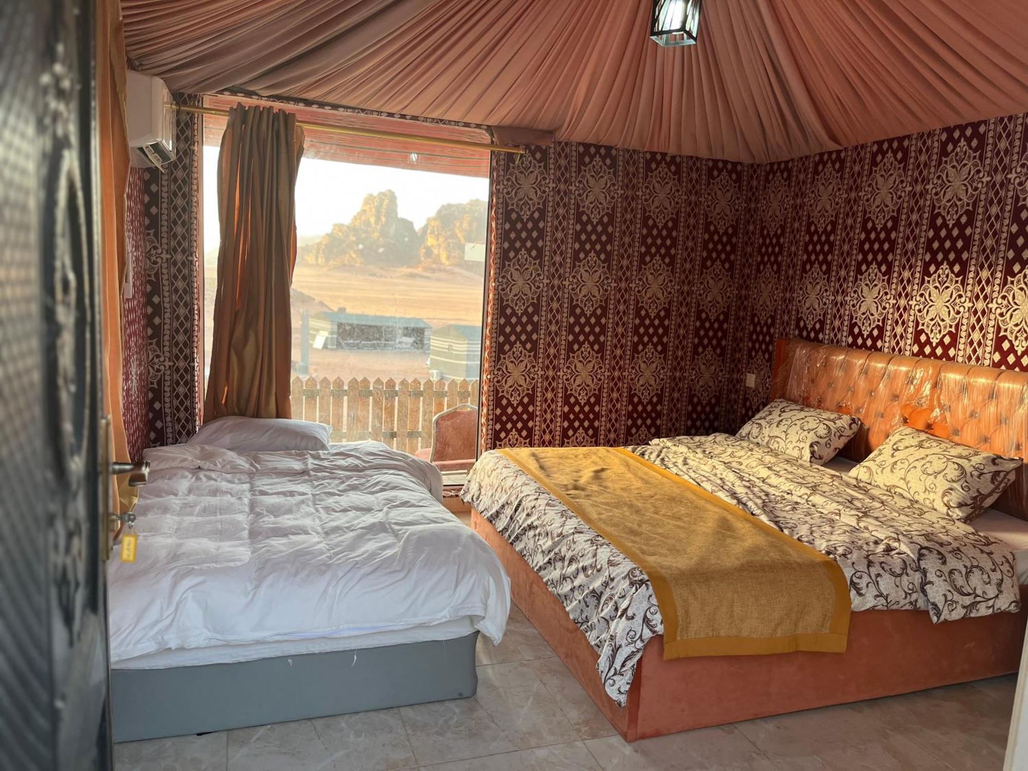 Hotel Al Raha Luxury Camp à Wadi Rum Extérieur photo